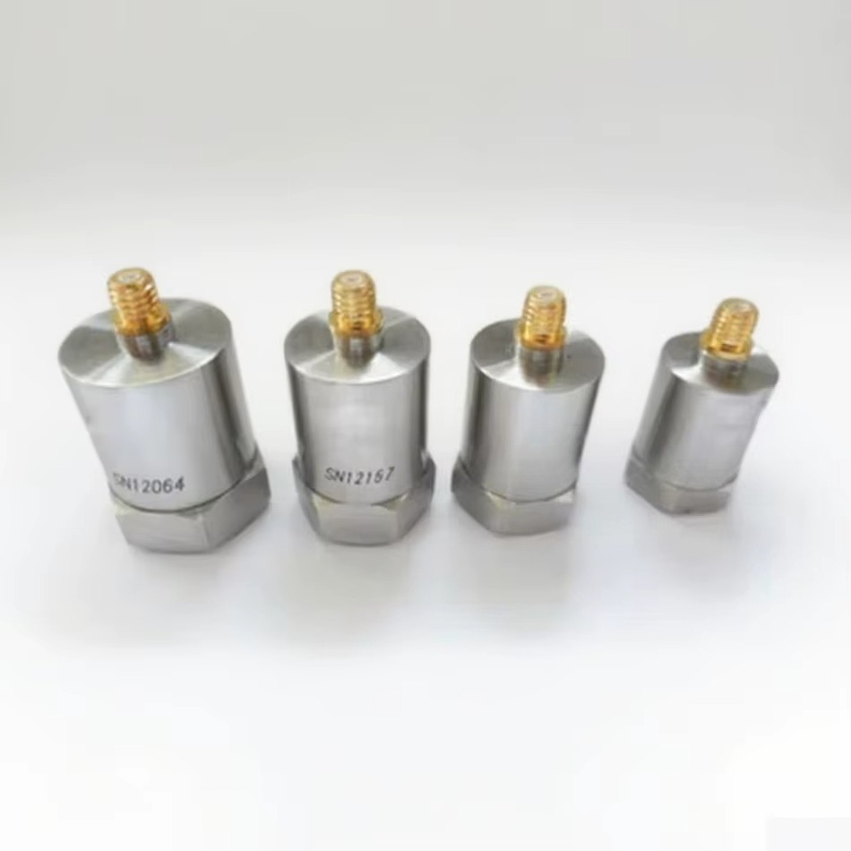 Vibration Sensor Accelerometer Industrial - Sensor Acelerômetro Piezoelétrico com Interface TNC